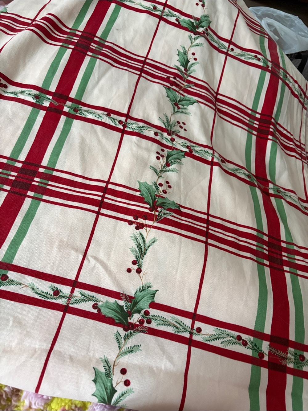 🕷️ Lenox Holiday Gatherings tablecloth Christmas